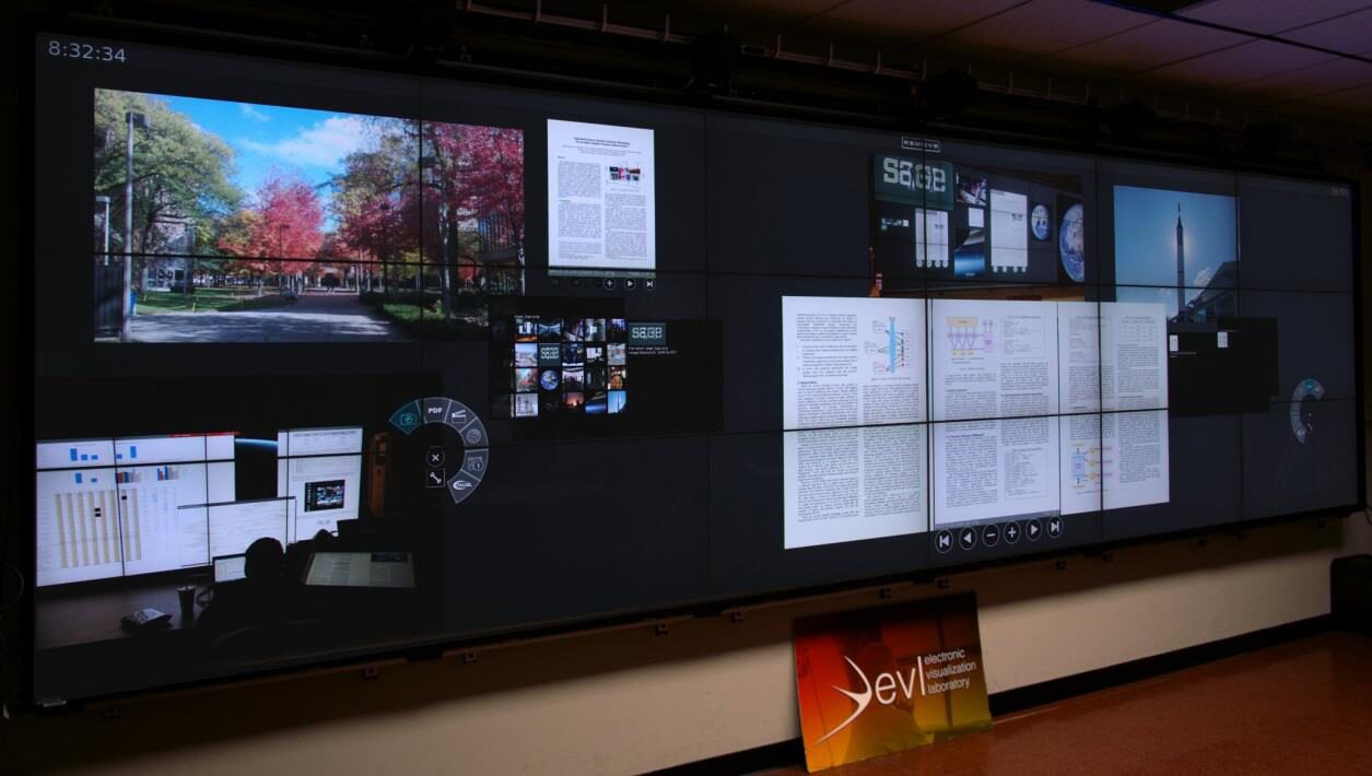Multi-User Interface for Scalable Resolution Touch Walls
