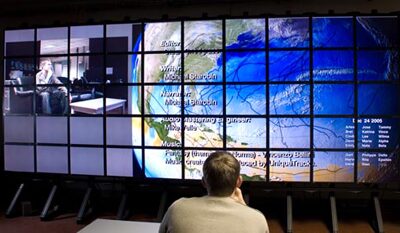 Global Visualcasting - Collaborative Remote Visualization Over High Speed Networks