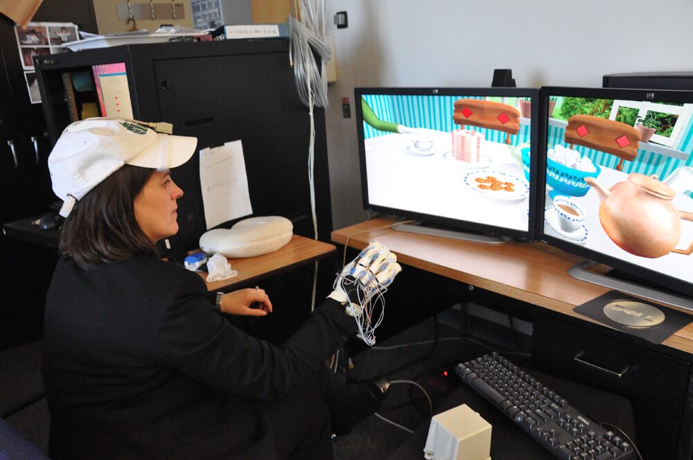 Virtual Reality Environment Assisting Post Stroke Hand Rehabilitation: Case Report