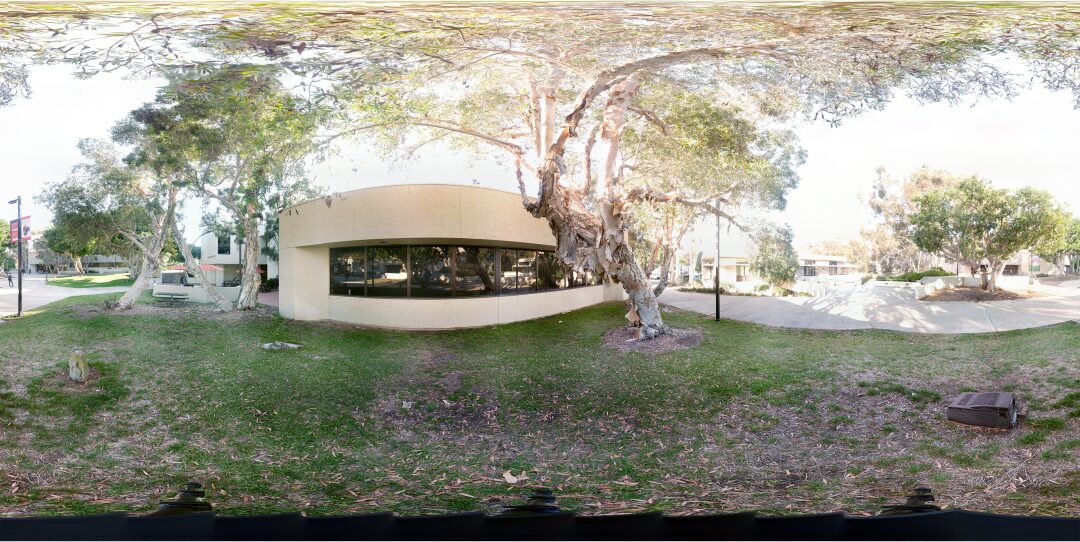 360 X 180 panorama construction based on image stitching method