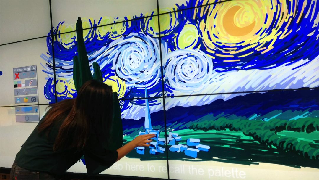 User drawing on EVL&rsquo;s Cyber-Commons tiled display using SAGEBoard